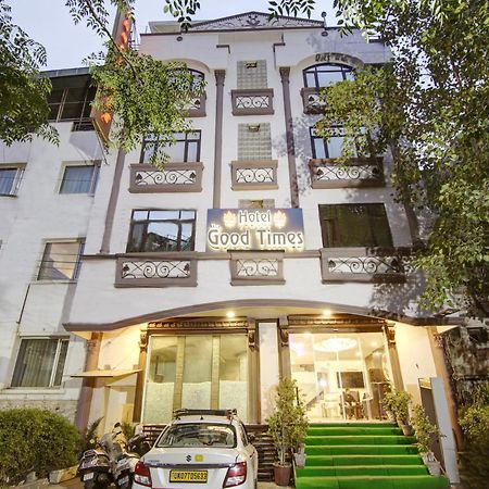 Hotel Good Times Near Ganga Ram Hospital And Karol Bagh Metro Delhi  Luaran gambar