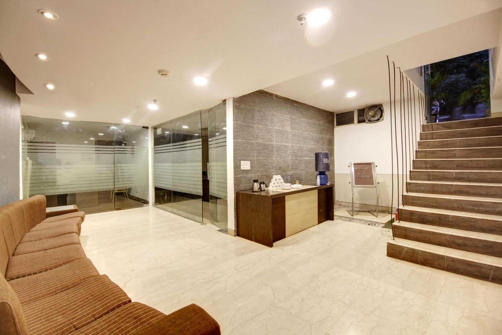 Hotel Good Times Near Ganga Ram Hospital And Karol Bagh Metro Delhi  Luaran gambar