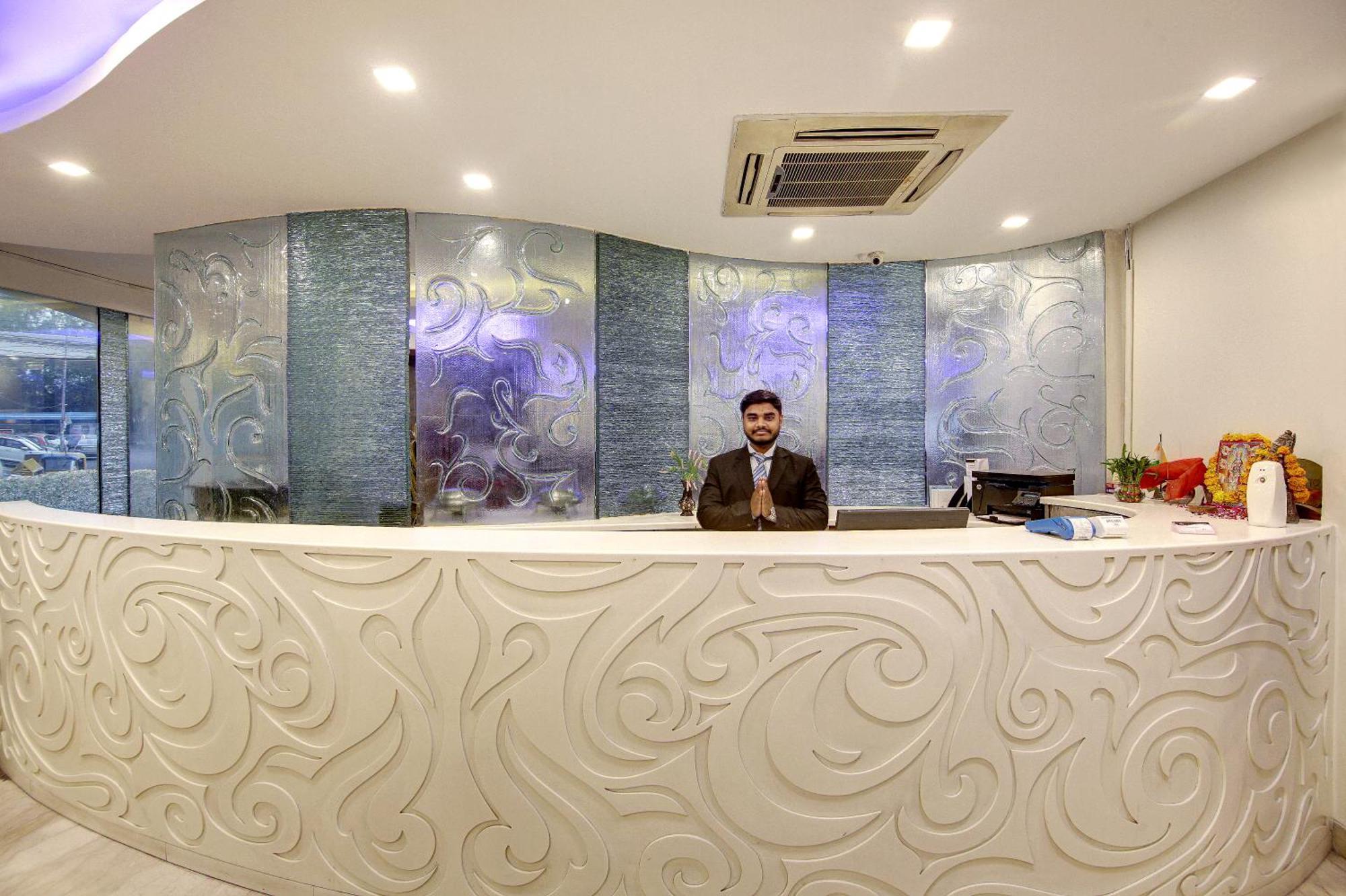 Hotel Good Times Near Ganga Ram Hospital And Karol Bagh Metro Delhi  Luaran gambar