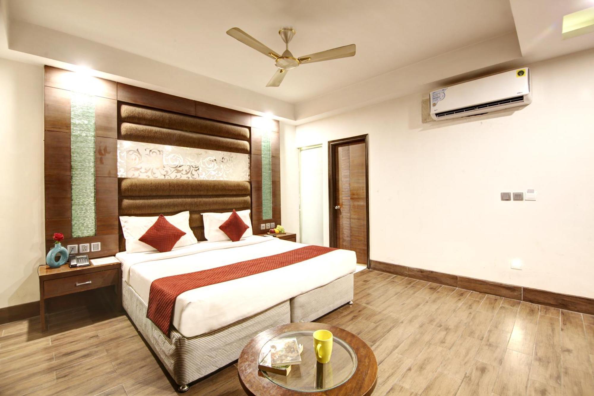 Hotel Good Times Near Ganga Ram Hospital And Karol Bagh Metro Delhi  Luaran gambar