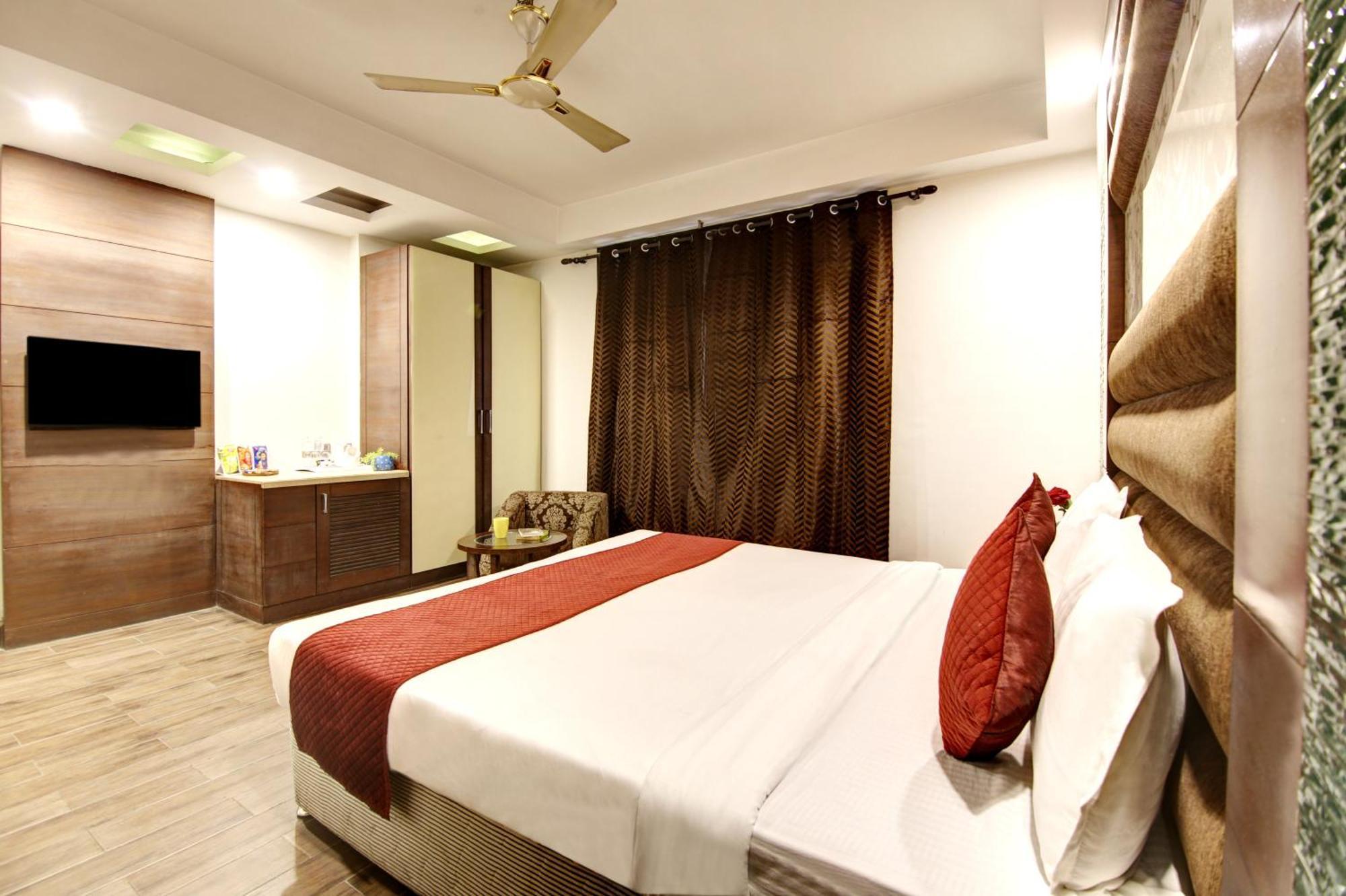 Hotel Good Times Near Ganga Ram Hospital And Karol Bagh Metro Delhi  Luaran gambar