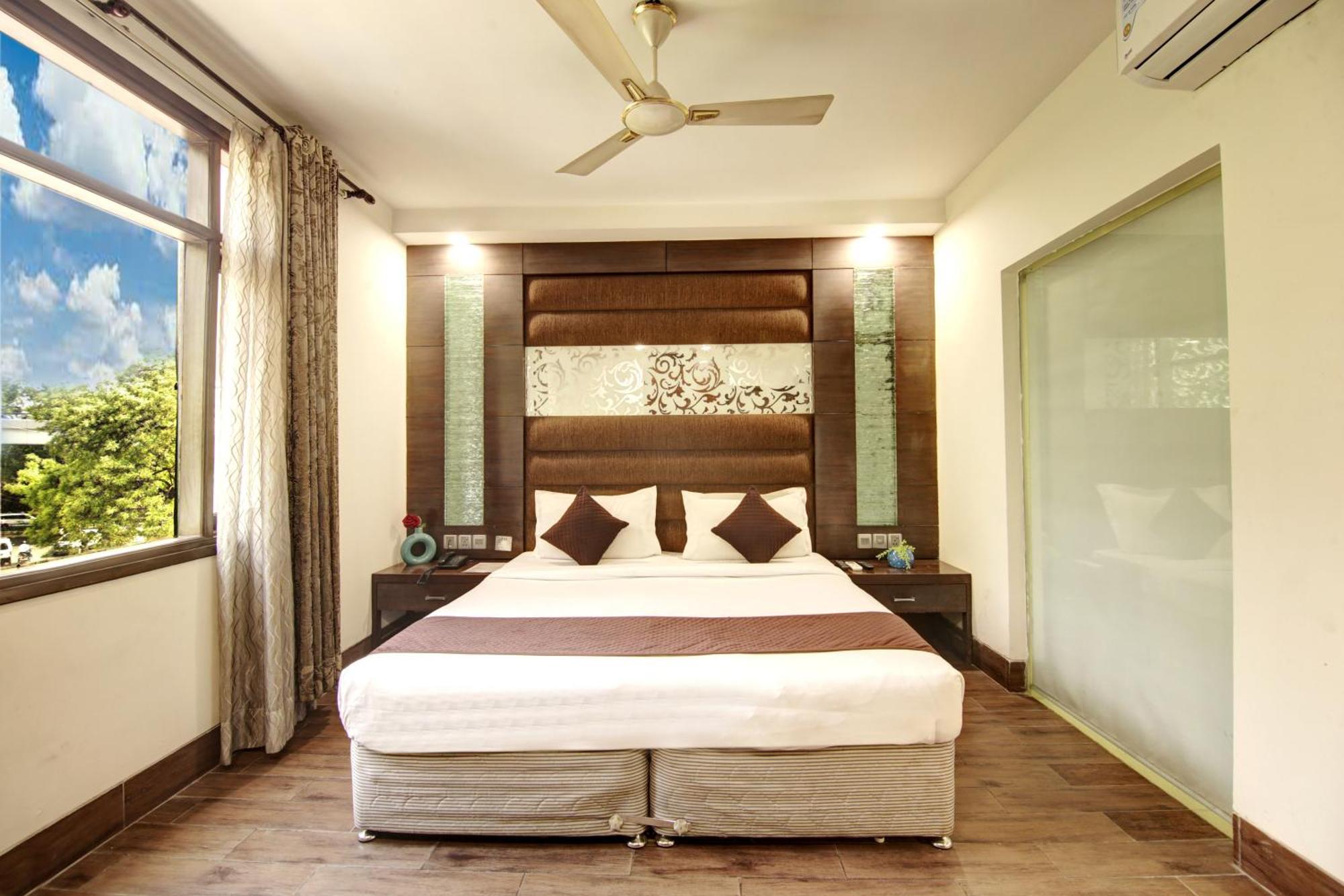 Hotel Good Times Near Ganga Ram Hospital And Karol Bagh Metro Delhi  Luaran gambar
