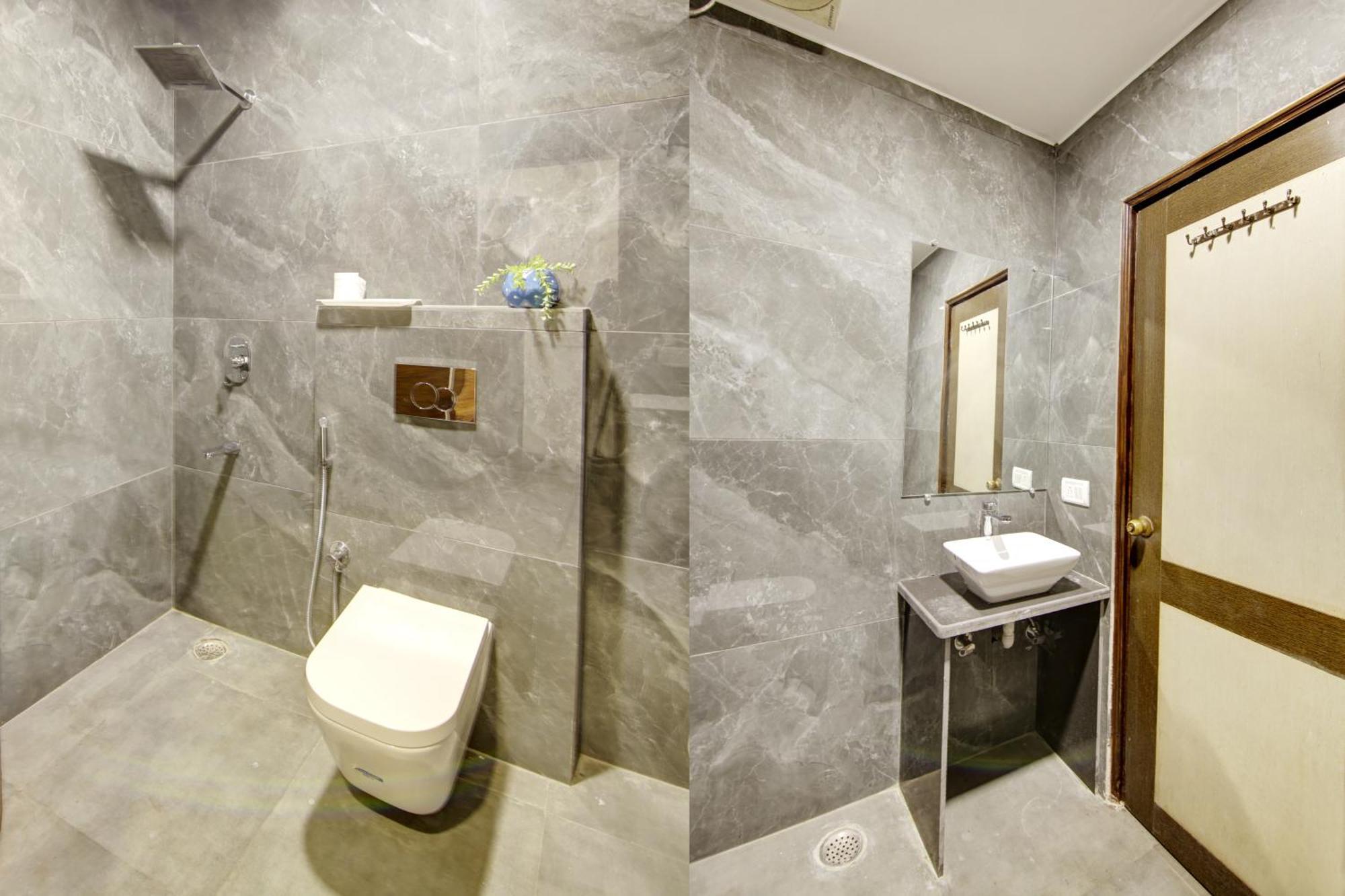 Hotel Good Times Near Ganga Ram Hospital And Karol Bagh Metro Delhi  Luaran gambar