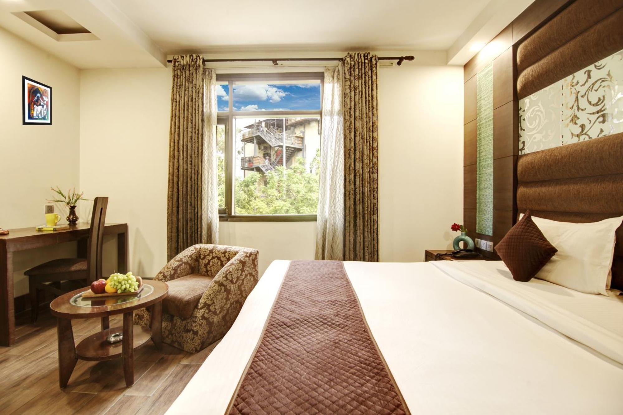 Hotel Good Times Near Ganga Ram Hospital And Karol Bagh Metro Delhi  Luaran gambar