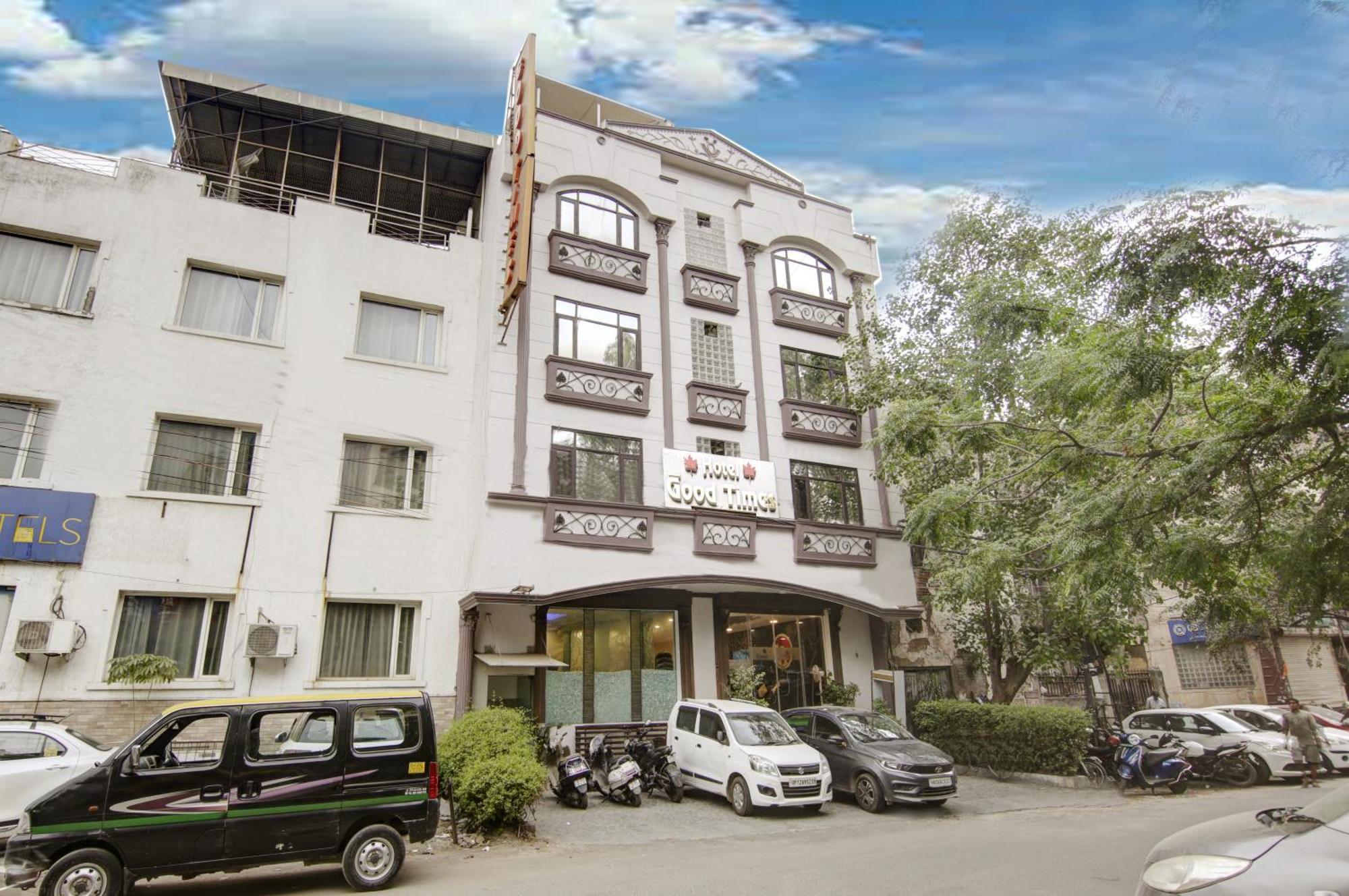 Hotel Good Times Near Ganga Ram Hospital And Karol Bagh Metro Delhi  Luaran gambar