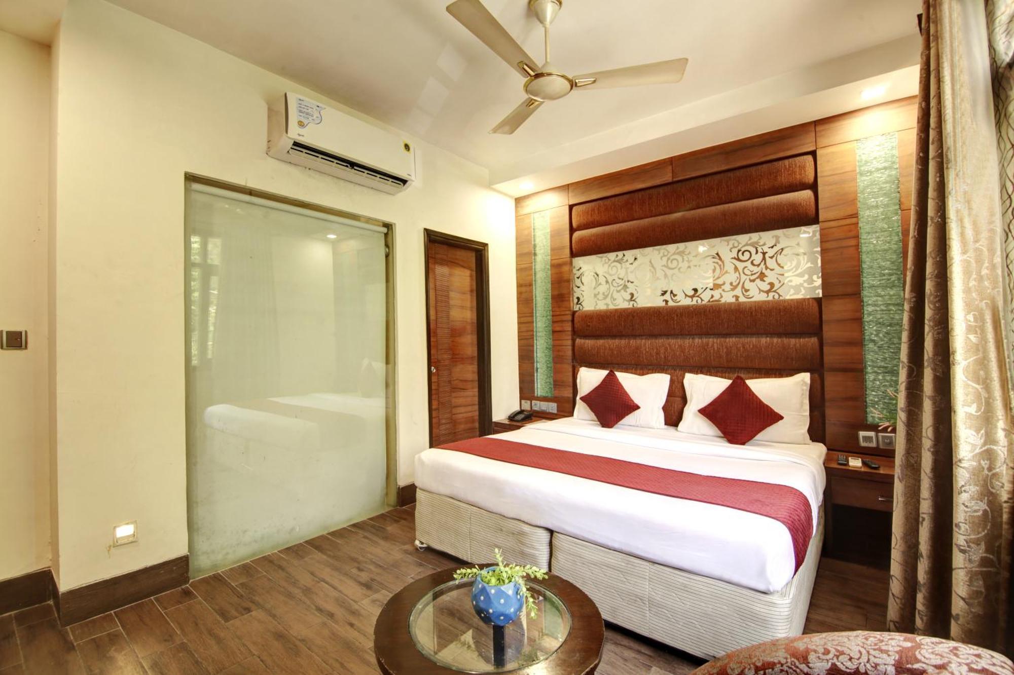 Hotel Good Times Near Ganga Ram Hospital And Karol Bagh Metro Delhi  Luaran gambar